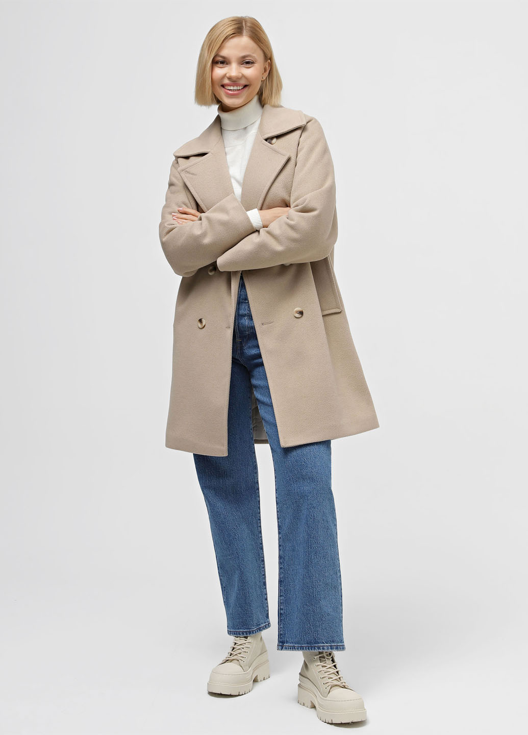 Бежевое демисезонное Пальто двубортное Braska