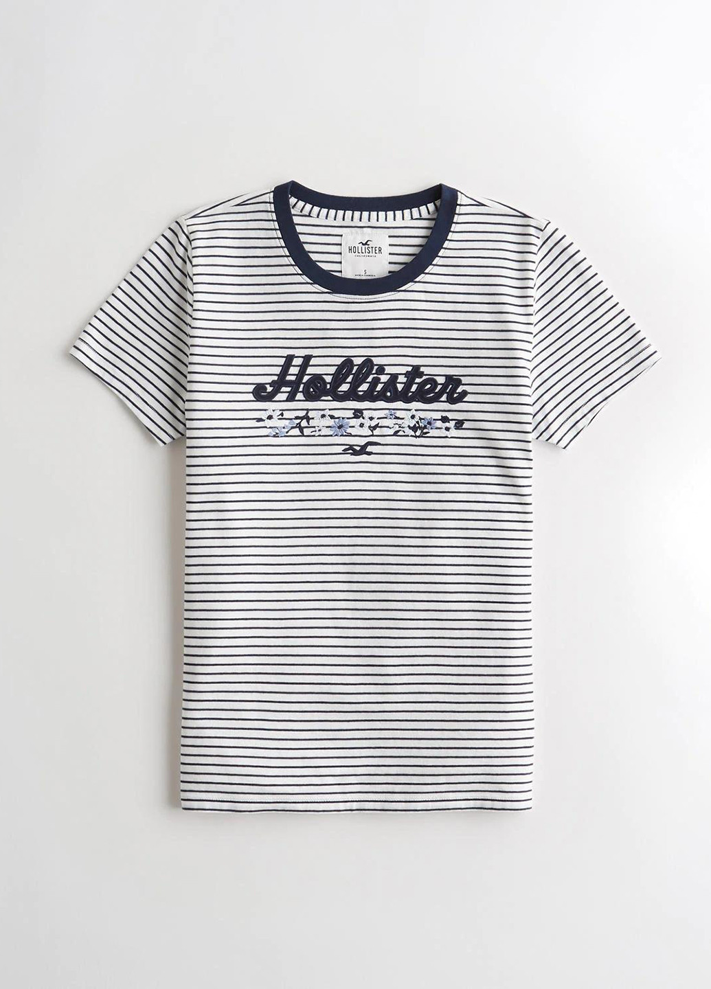 Белая летняя футболка Hollister