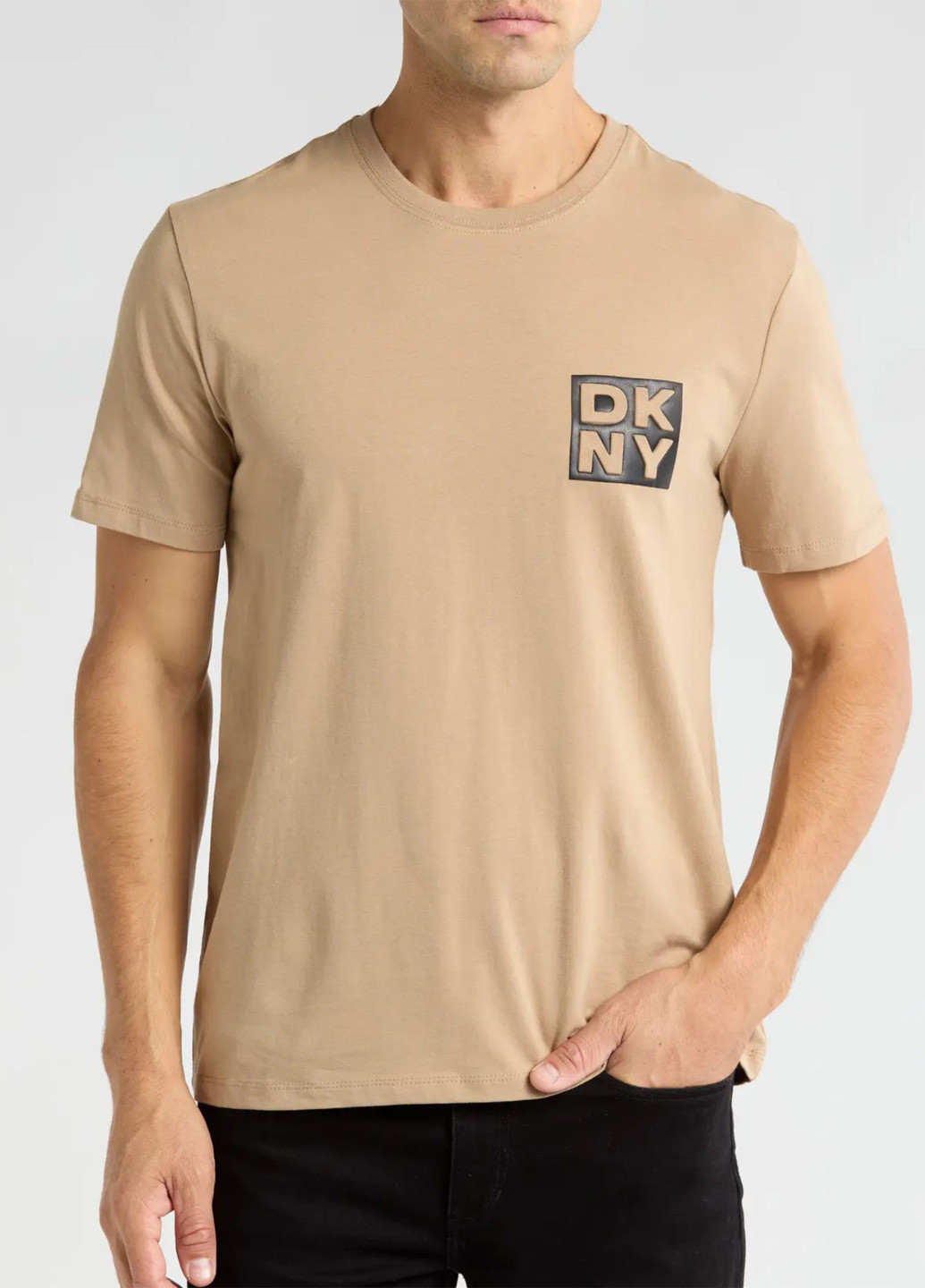 Бежева футболка DKNY