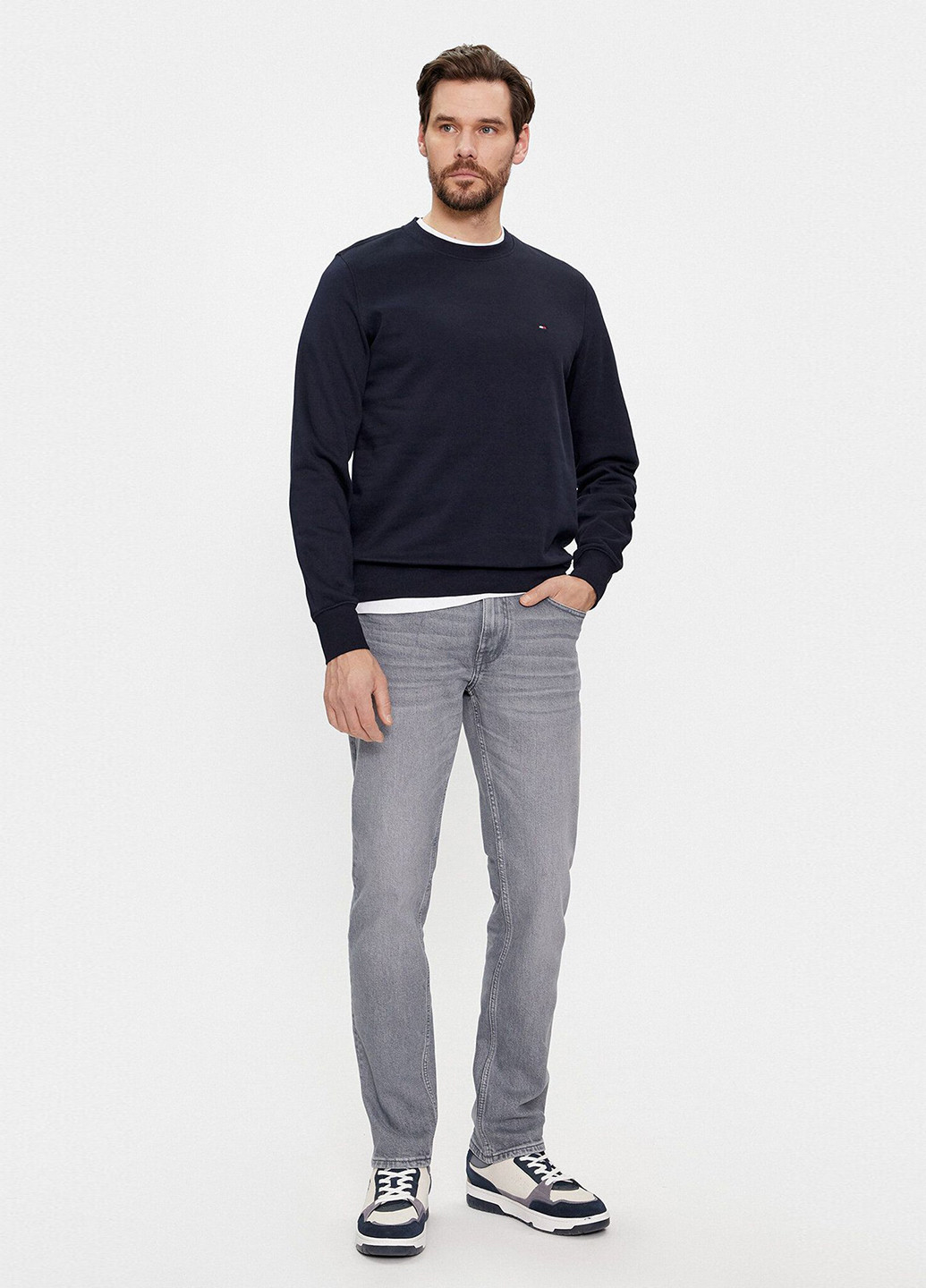 Темно-синій світшот Tommy Hilfiger однотонний вишивка (306682103)