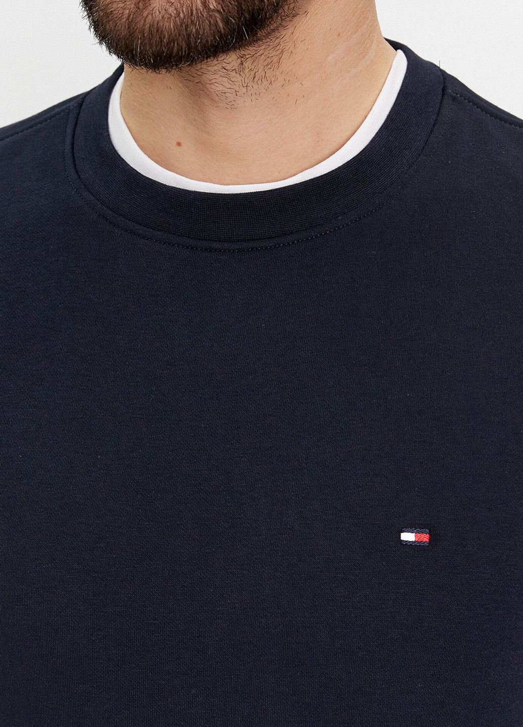 Темно-синій світшот Tommy Hilfiger однотонний вишивка (306682103)