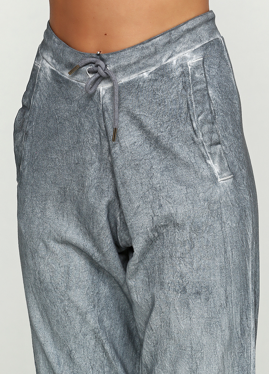Серые кэжуал демисезонные брюки Pepperrose