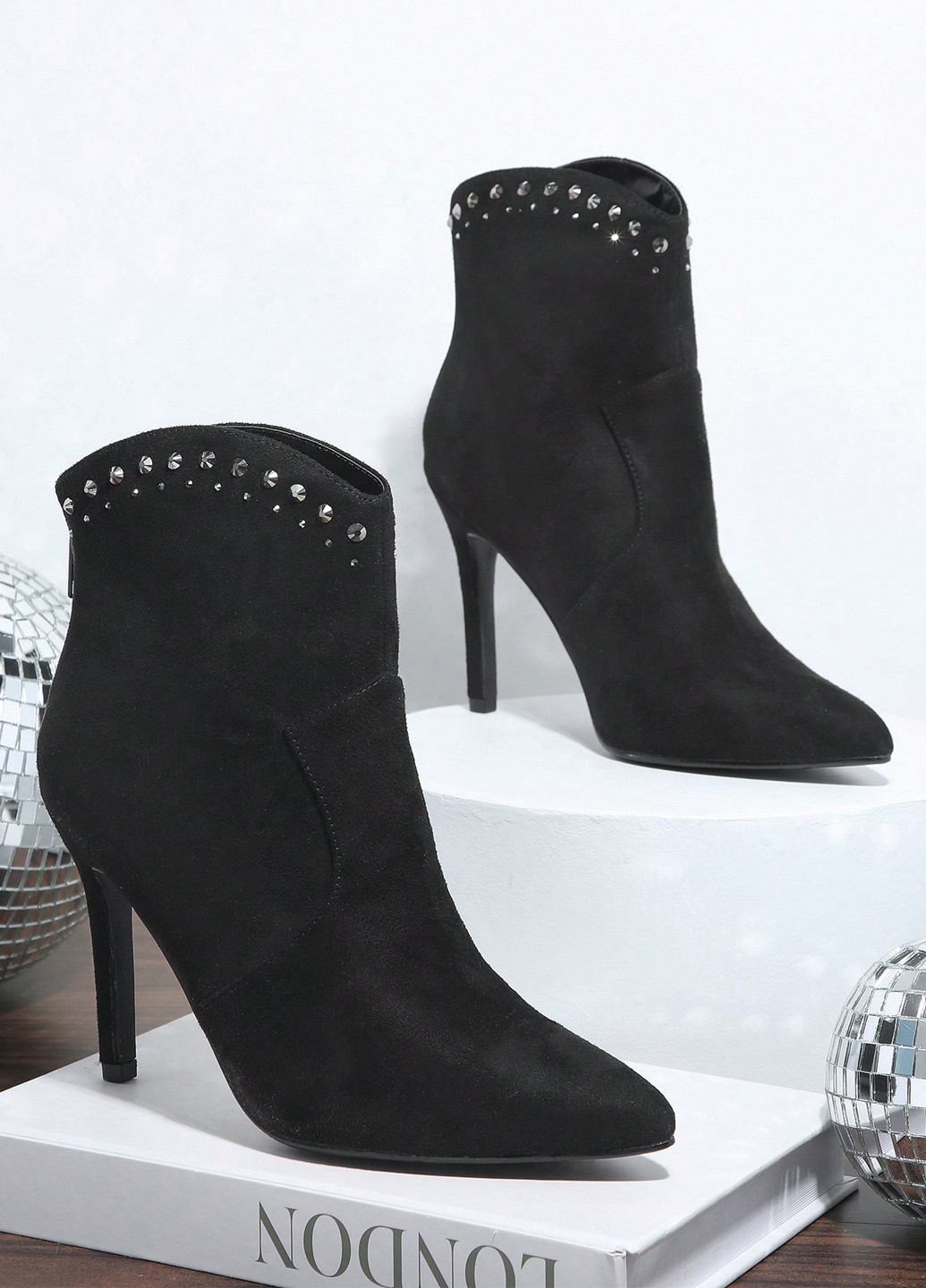 Чорні демісезонна ботильйони SHEIN