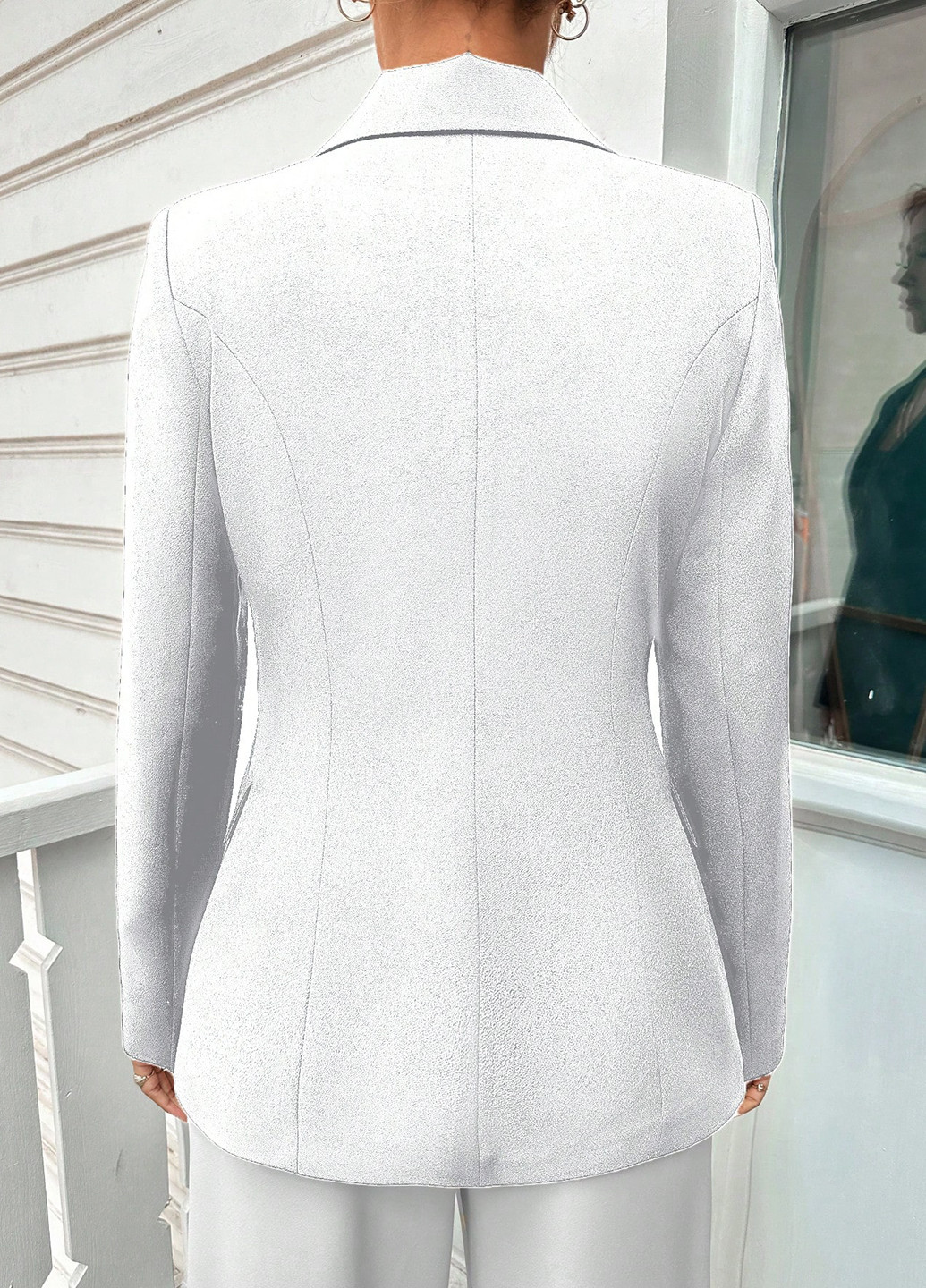 Белый женский жакет SHEIN однотонный - демисезонный