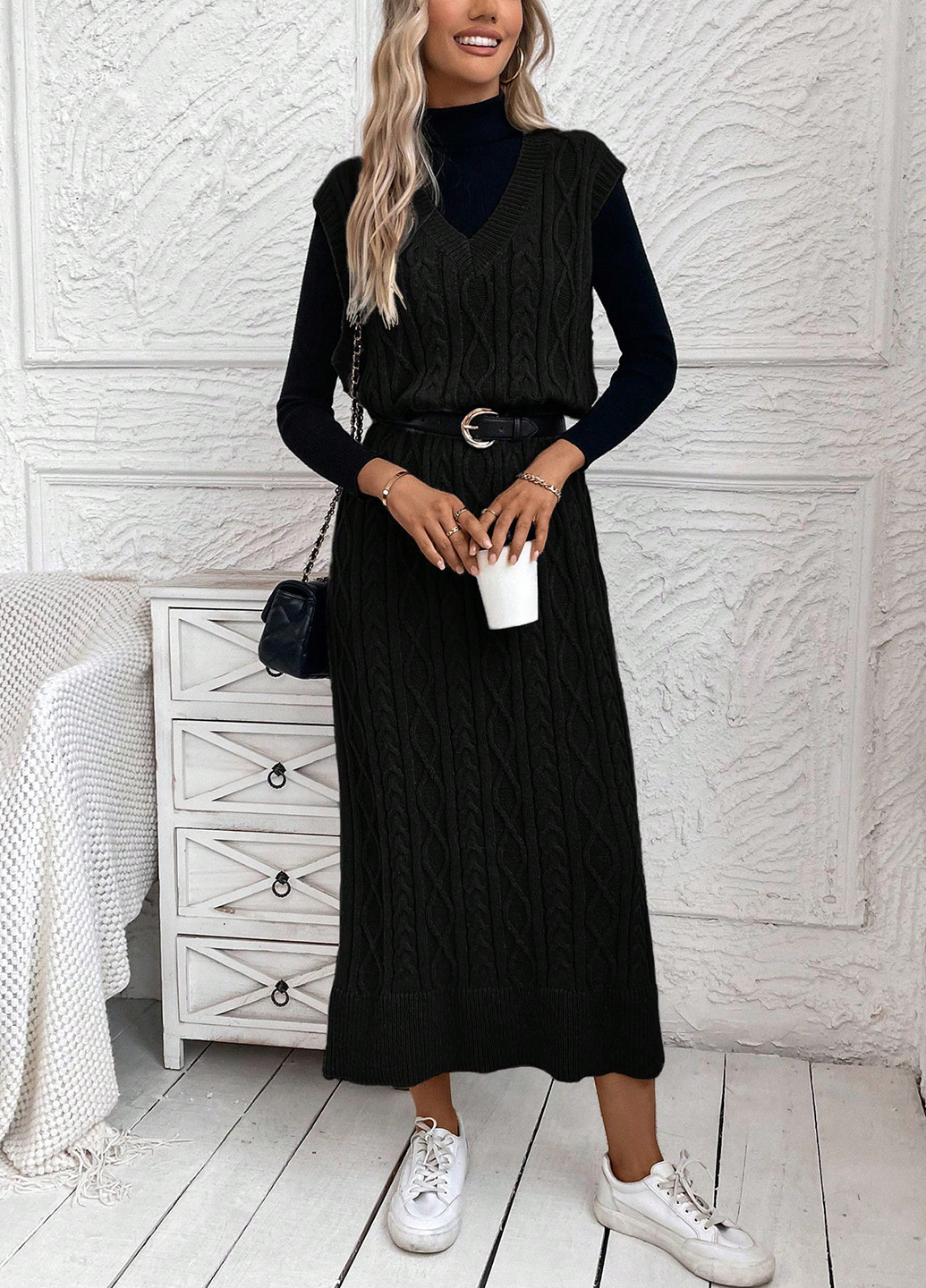 Черное кэжуал платье SHEIN однотонное