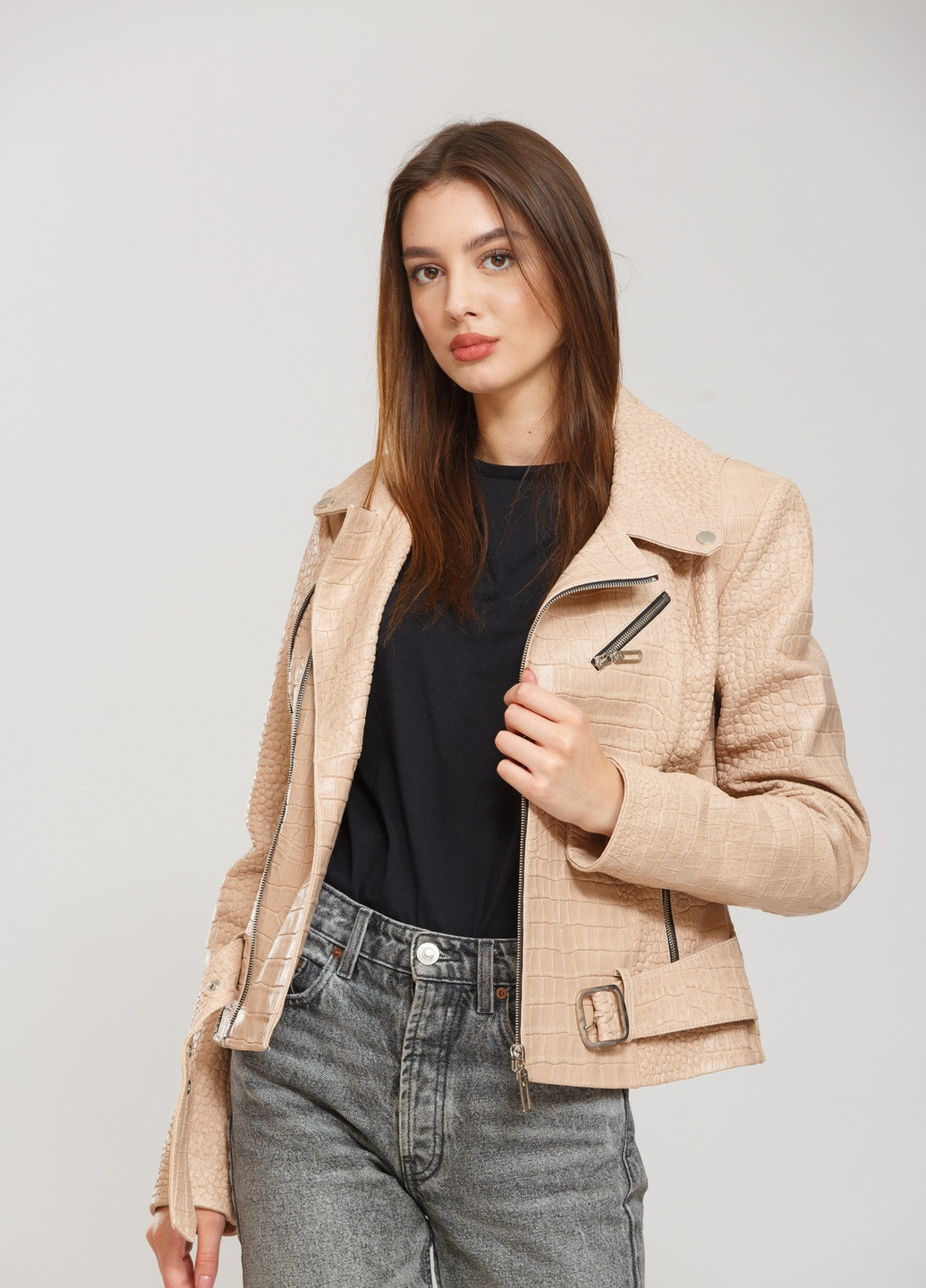 Бежевая демисезонная куртка бежевый Sacha Pacha