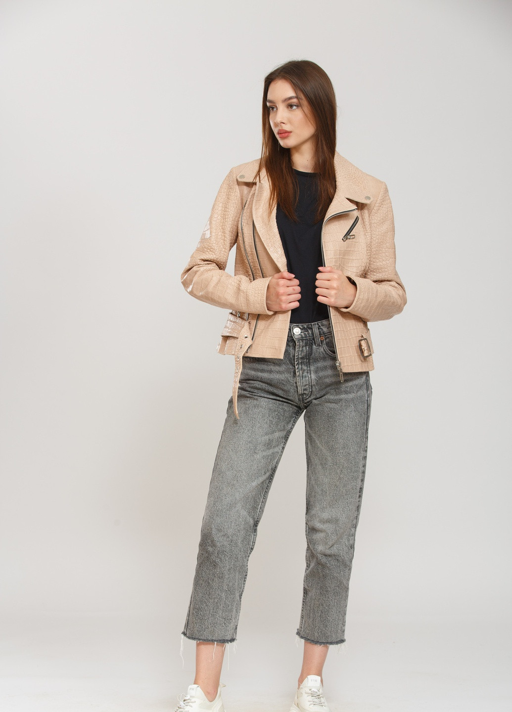 Бежевая демисезонная куртка бежевый Sacha Pacha