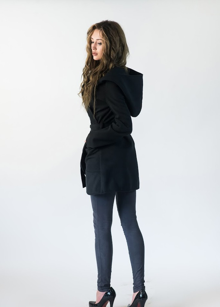 Черное демисезонное Женское кашемировое пальто с капишоном Podium