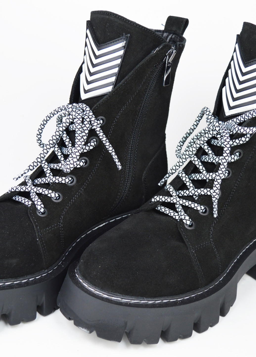 Зимние ботинки зимние черные замша Teona без декора из натуральной замши