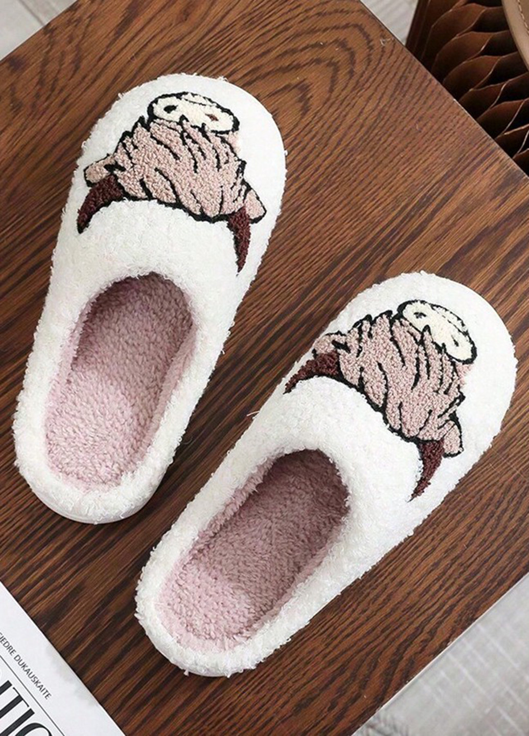 Белые домашние тапочки SHEIN