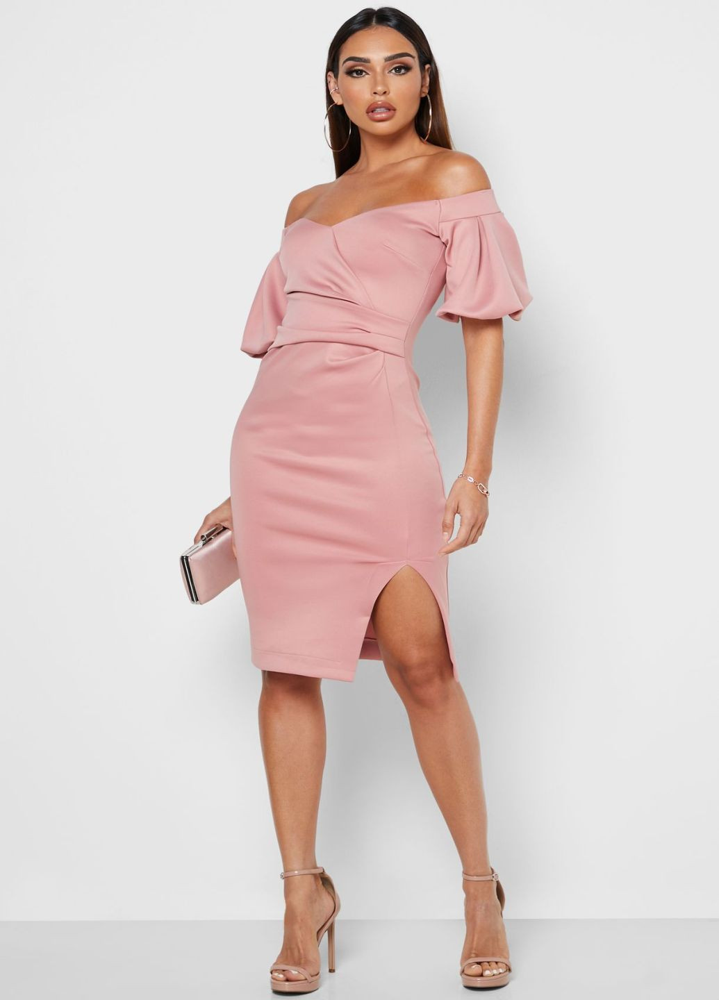 Розовое коктейльное платье с открытыми плечами Lipsy
