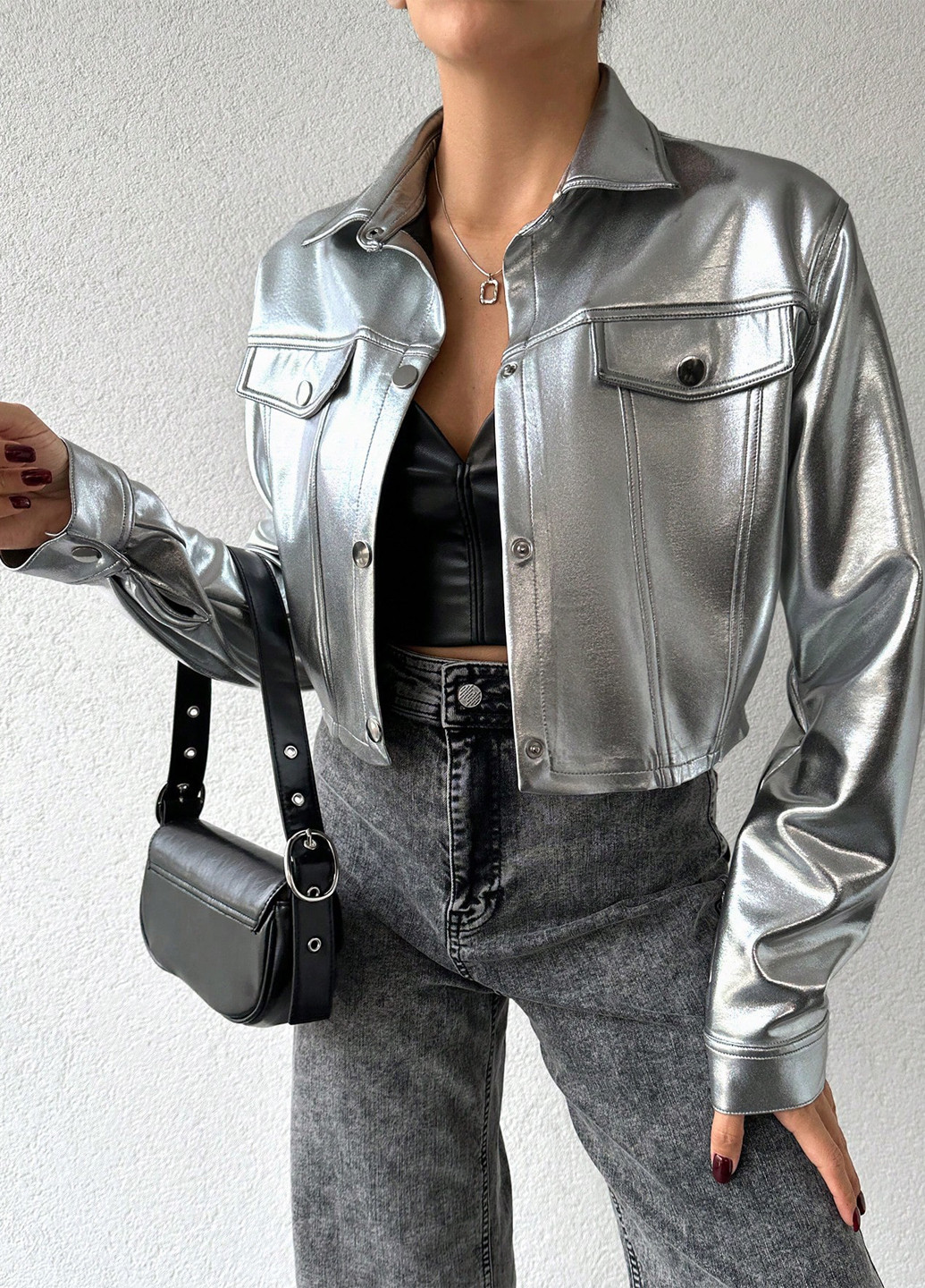 Серебряная демисезонная куртка косуха SHEIN