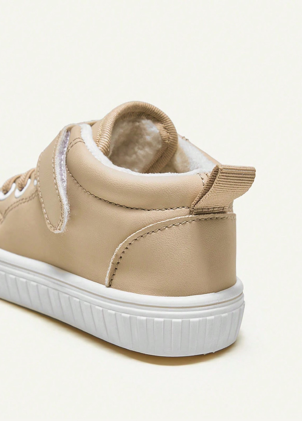 Бежевые кроссовки SHEIN
