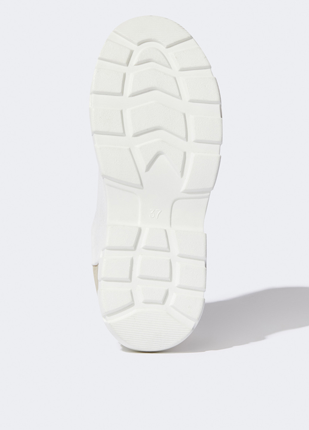 Белые демисезонные кроссовки DeFacto