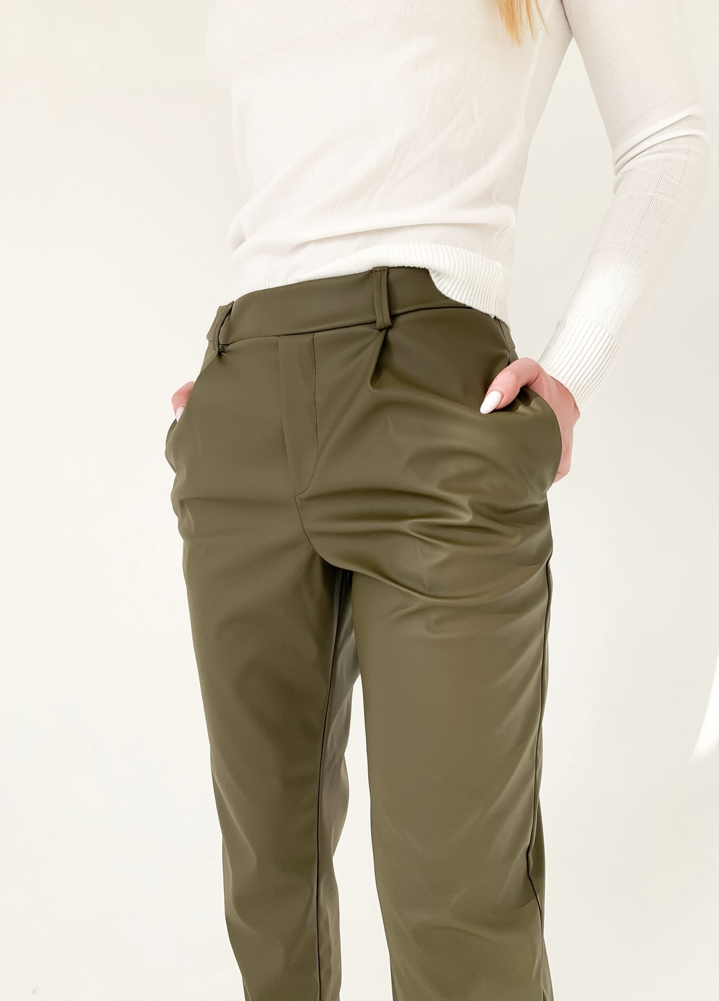 Оливковые классические демисезонные зауженные, прямые, классические, укороченные брюки Jolie