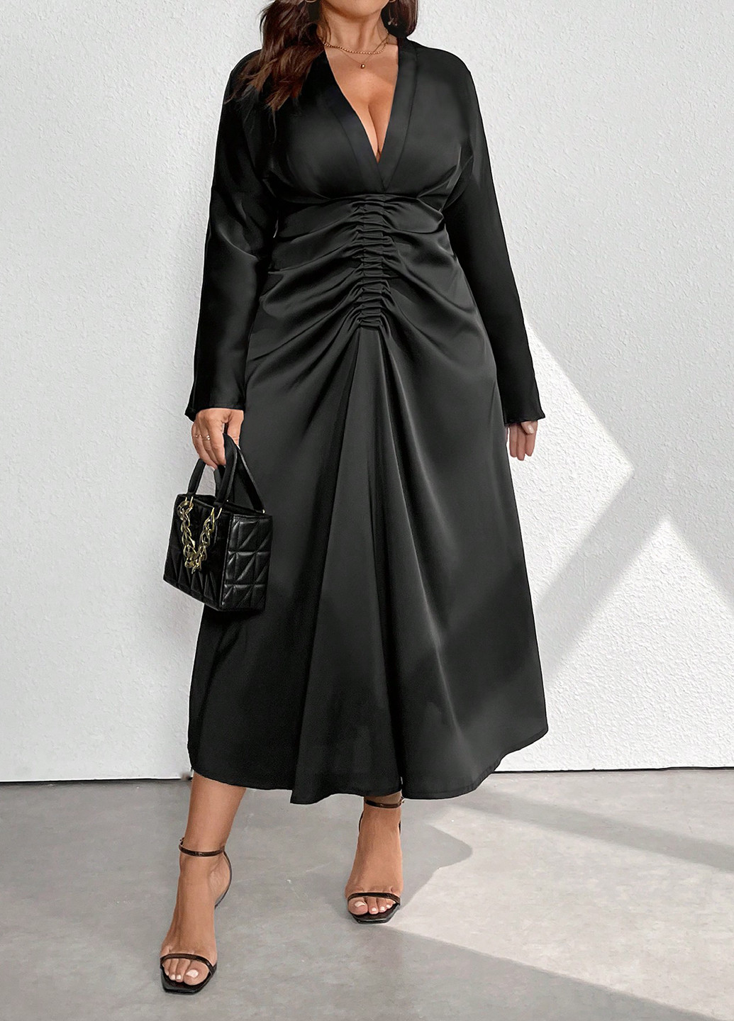 Чорна кежуал сукня кльош SHEIN однотонна