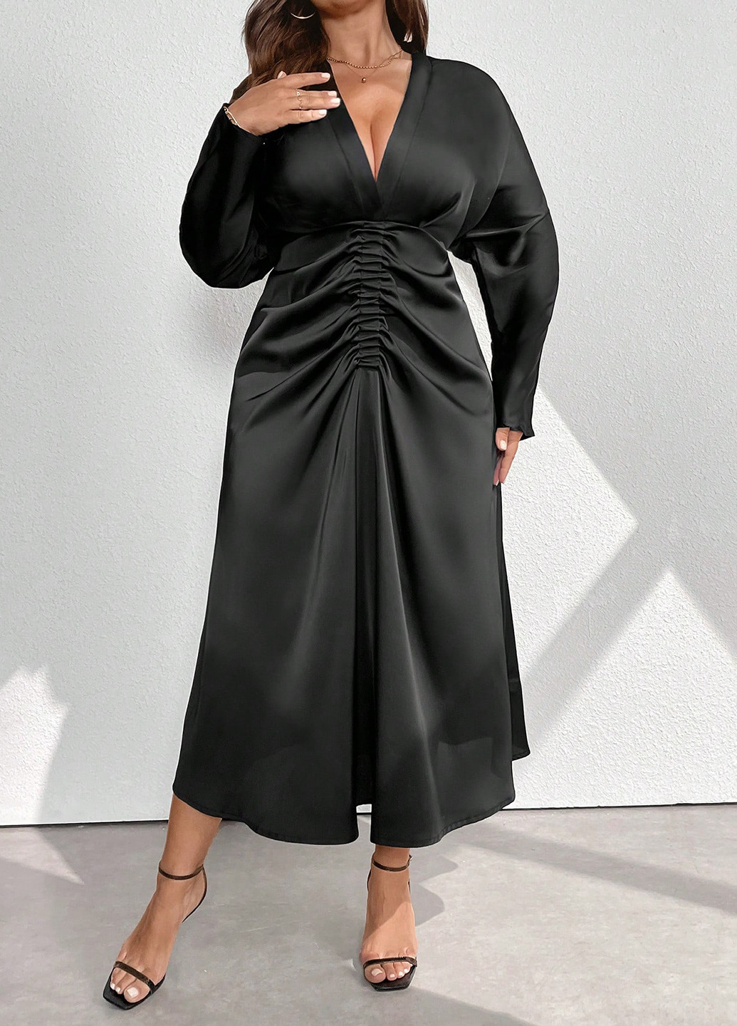 Чорна кежуал сукня кльош SHEIN однотонна