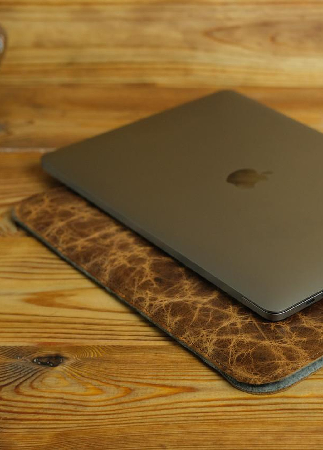 Шкіряний чохол для MacBook з повстю Berty (253861806)