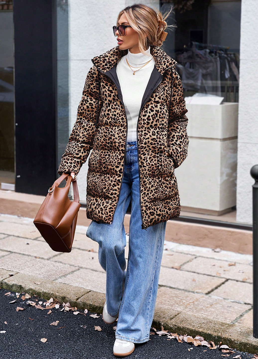 Бежевая зимняя куртка SHEIN