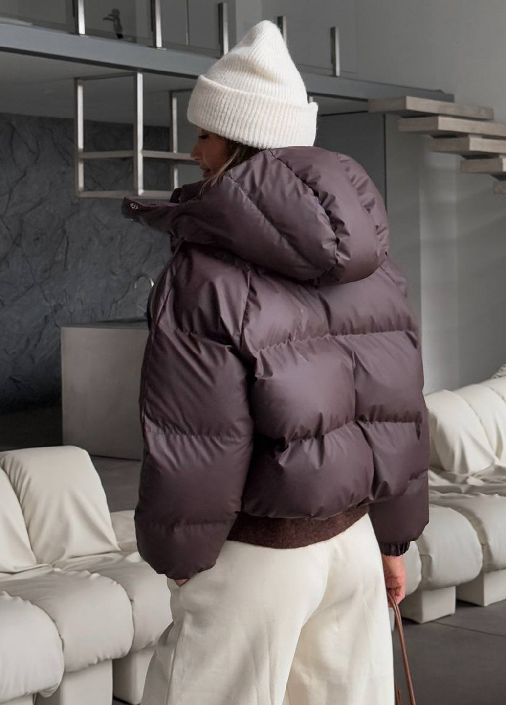 Темно-коричнева зимня куртка No Brand