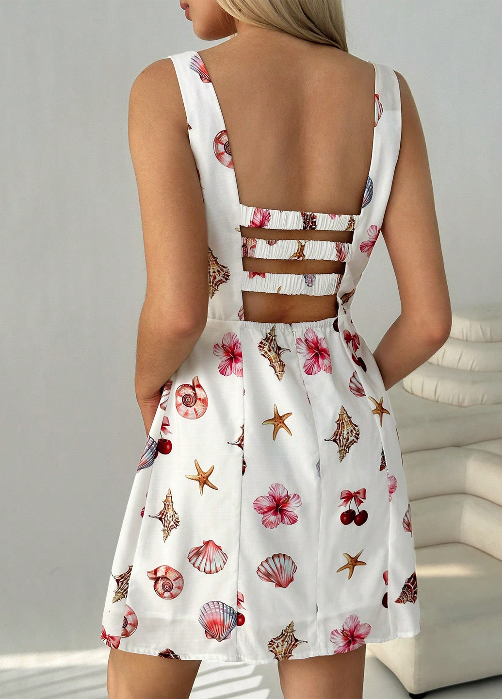 Білий кежуал сукня з відкритою спиною SHEIN з малюнком