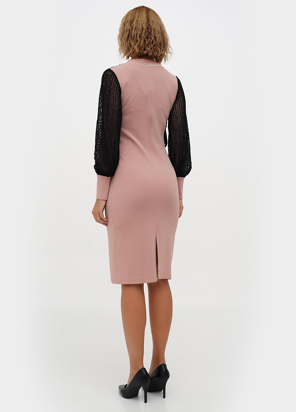 Пудровое кэжуал, вечернее платье Sassofono однотонное