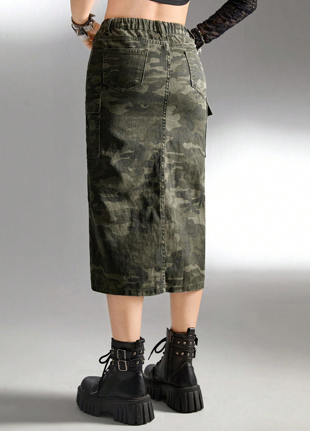 Оливковая (хаки) джинсовая камуфляжная юбка SHEIN карго