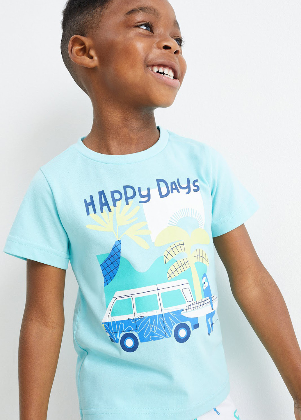 Комбінований демісезонний комплект (2 футболки, 2 шортів) C&A