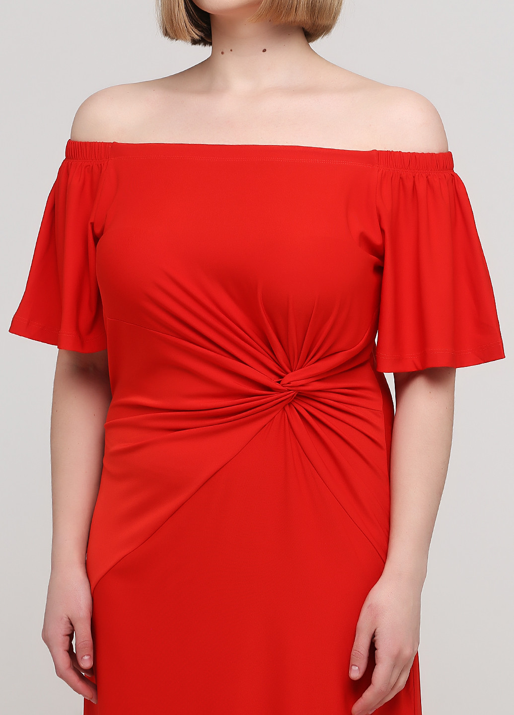 Красное кэжуал платье футляр Avon однотонное