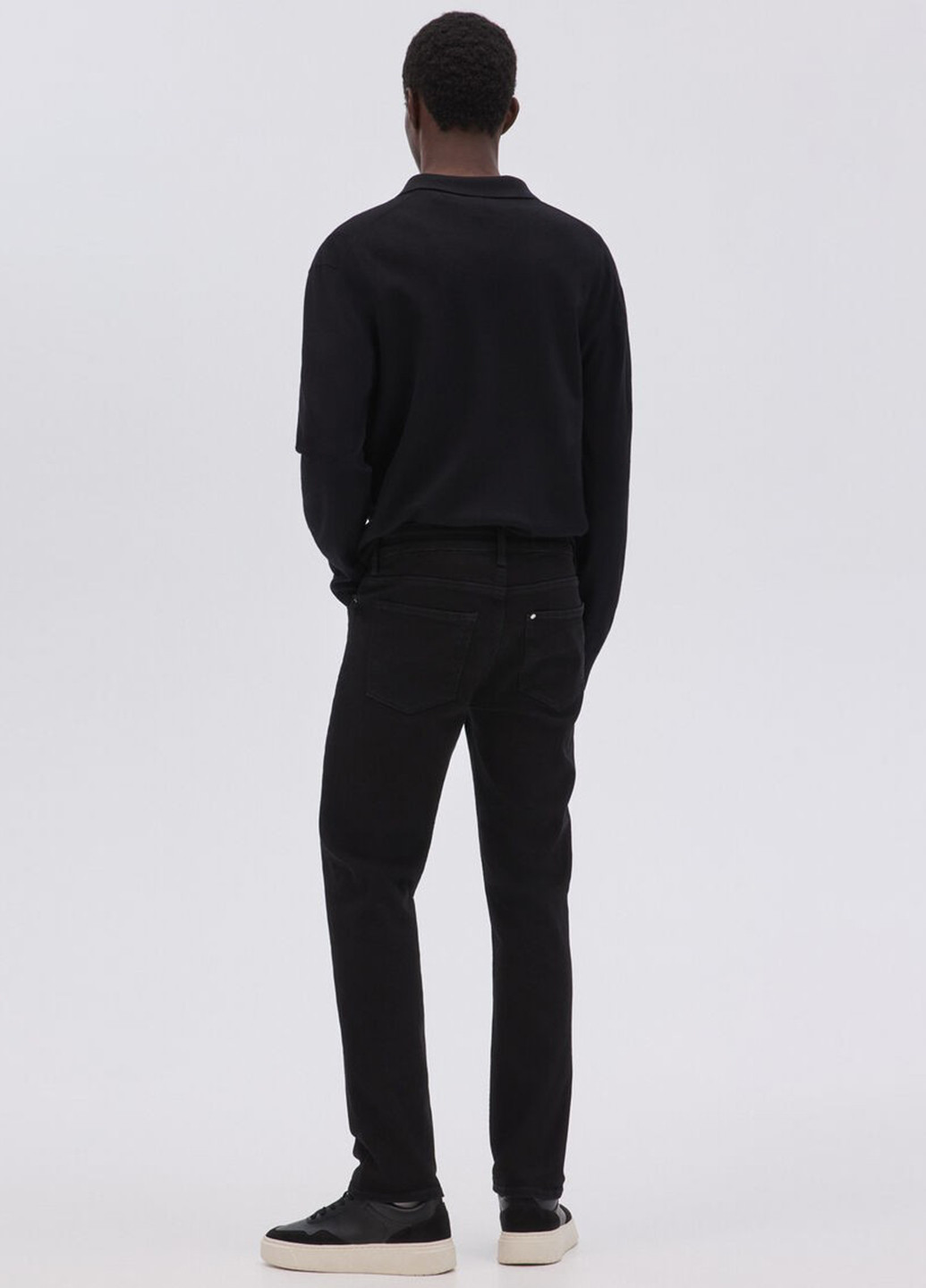 Черные демисезонные слим джинсы H&M