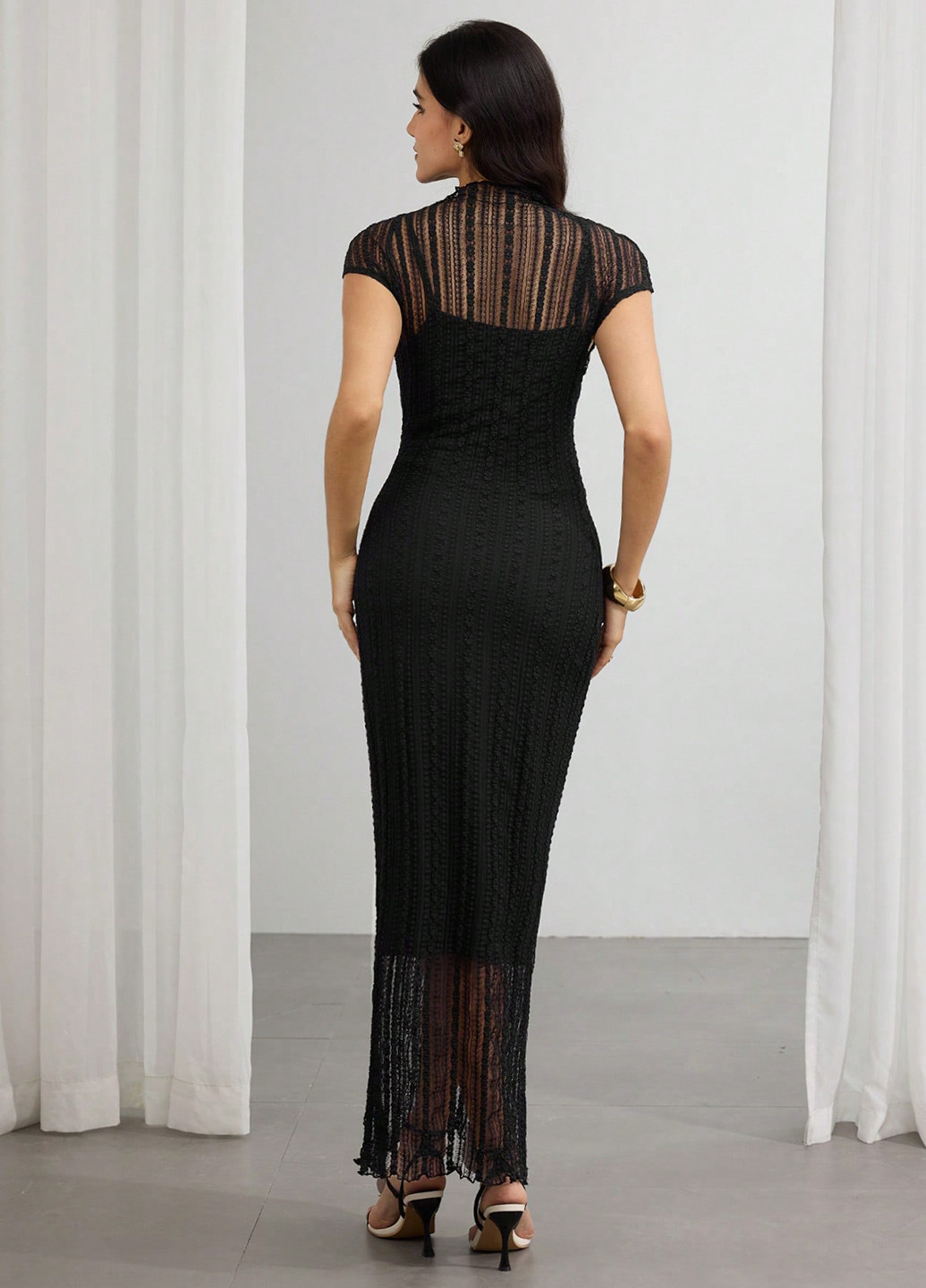 Черное вечернее платье силуэтная SHEIN однотонное