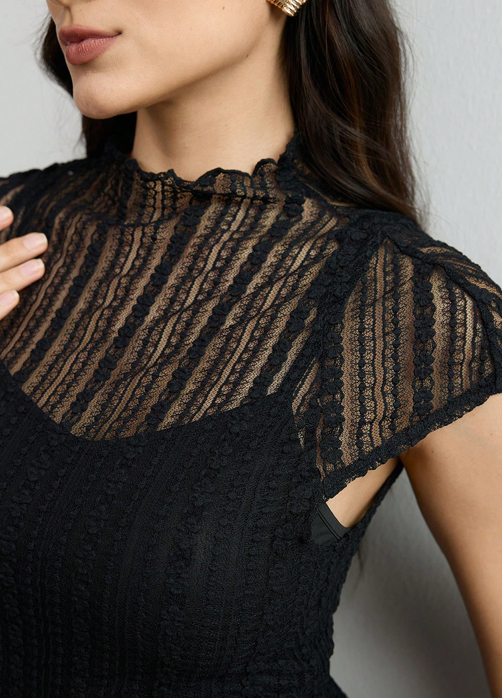 Черное вечернее платье силуэтная SHEIN однотонное