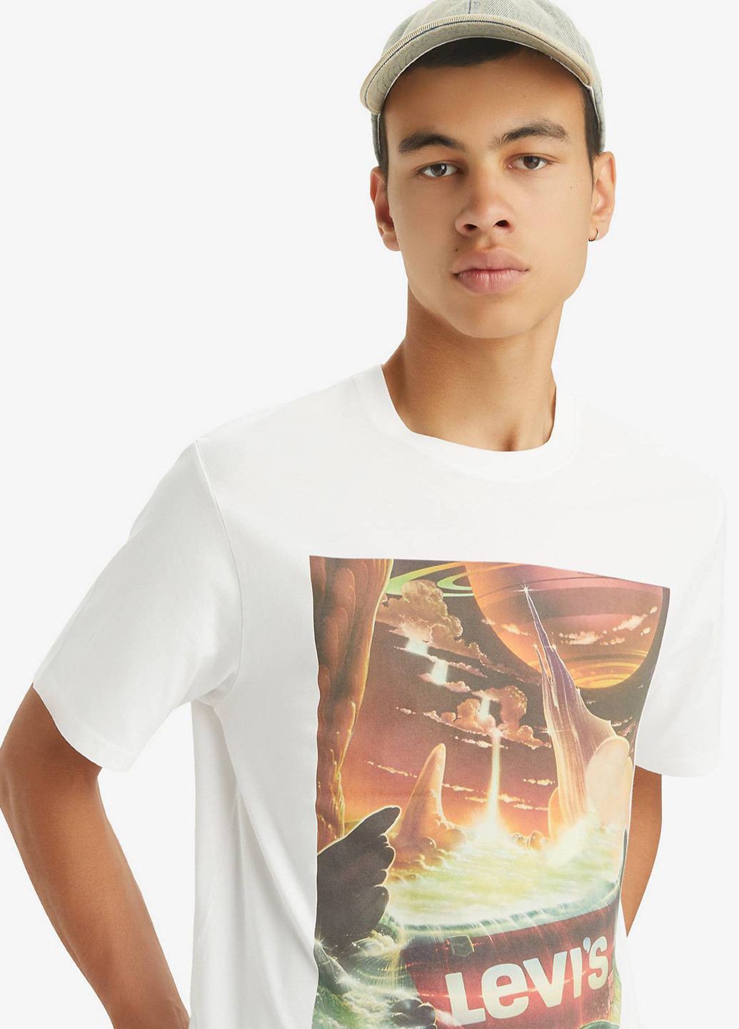 Белая футболка Levi's