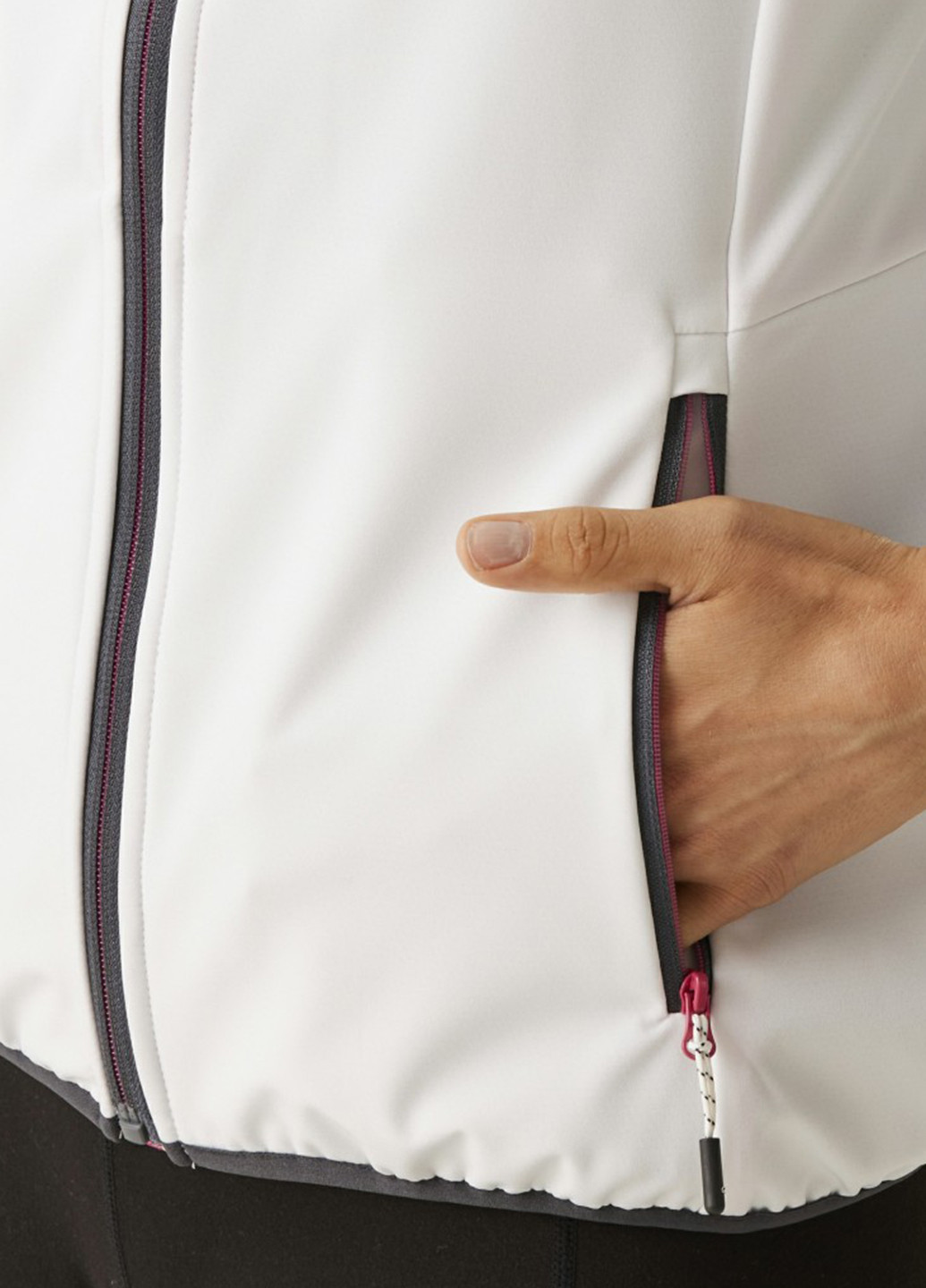 Белая демисезонная куртка Regatta Bourda