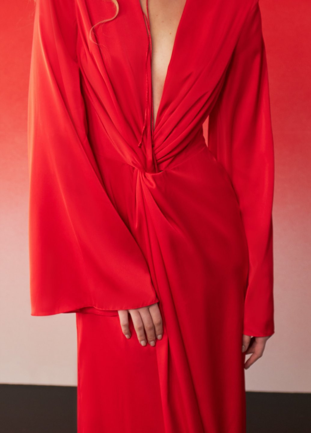 Красное кэжуал платье на запах Gepur однотонное