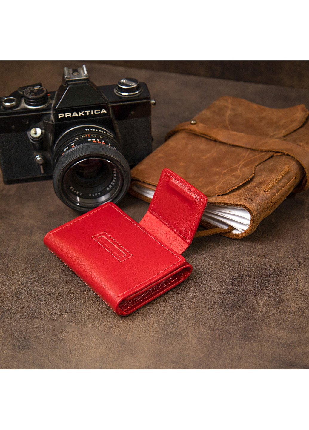 Жіноча шкіряна візитниця 7х10х1,5 см Grande Pelle (252413390)