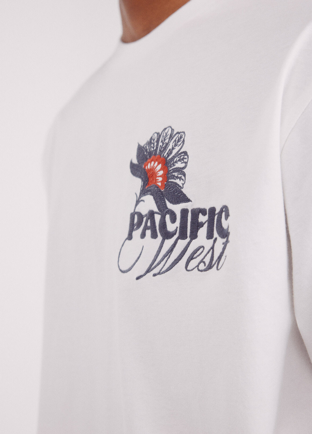 Біла футболка Springfield