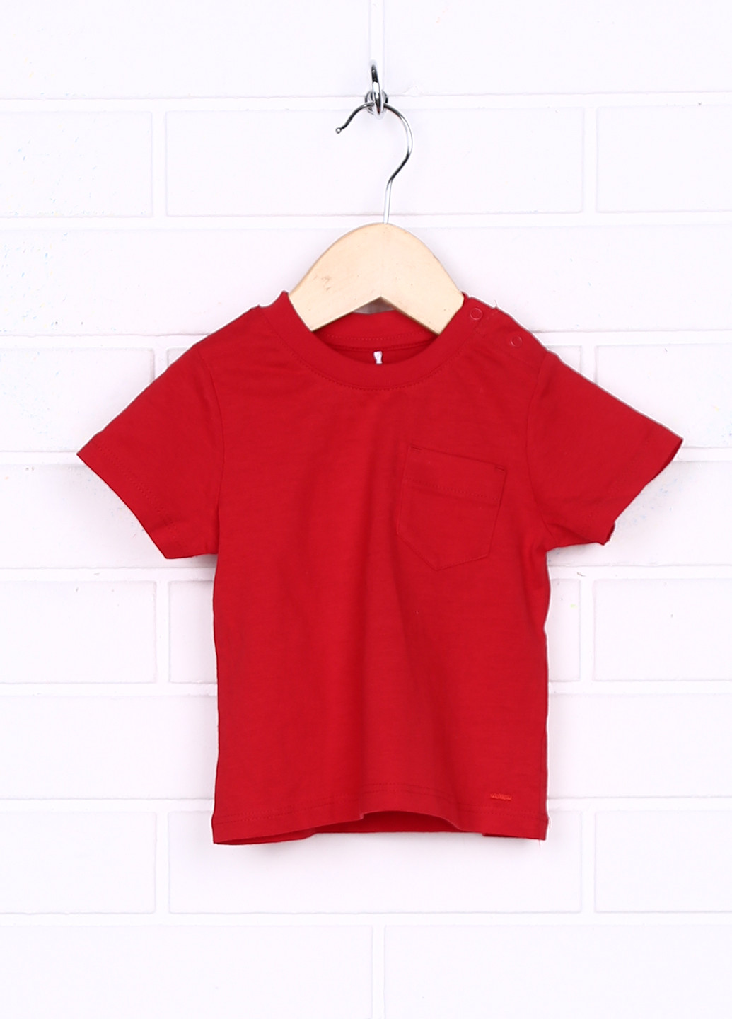 Красная летняя футболка с коротким рукавом Castro