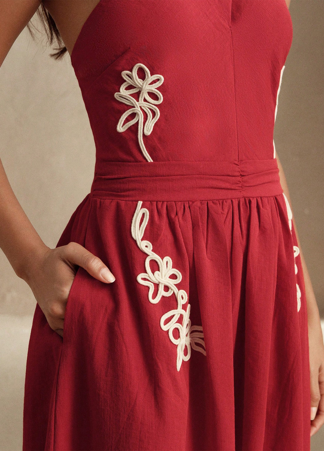 Красное вечернее платье клеш, с открытой спиной SHEIN с цветочным принтом