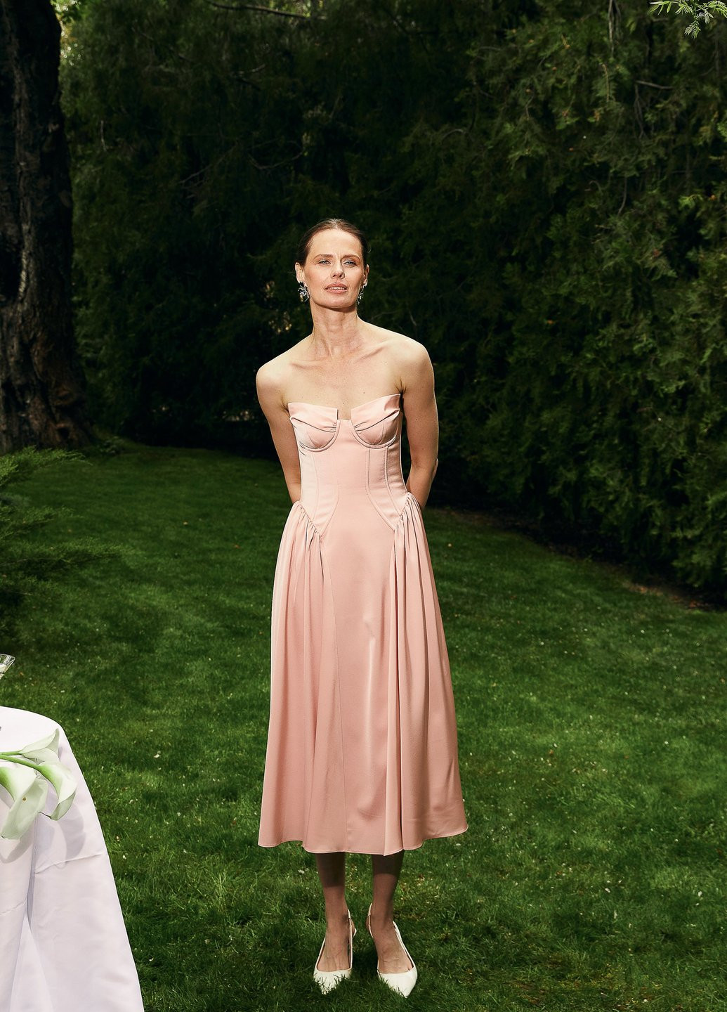 Рожева святковий сукня з відкритими плечима Gepur однотонна