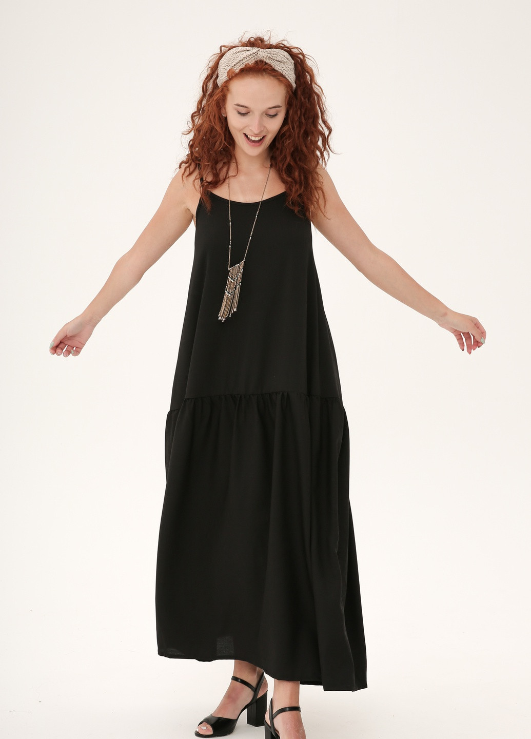 Черное кэжуал стильный черный длинный сарафан INNOE однотонное