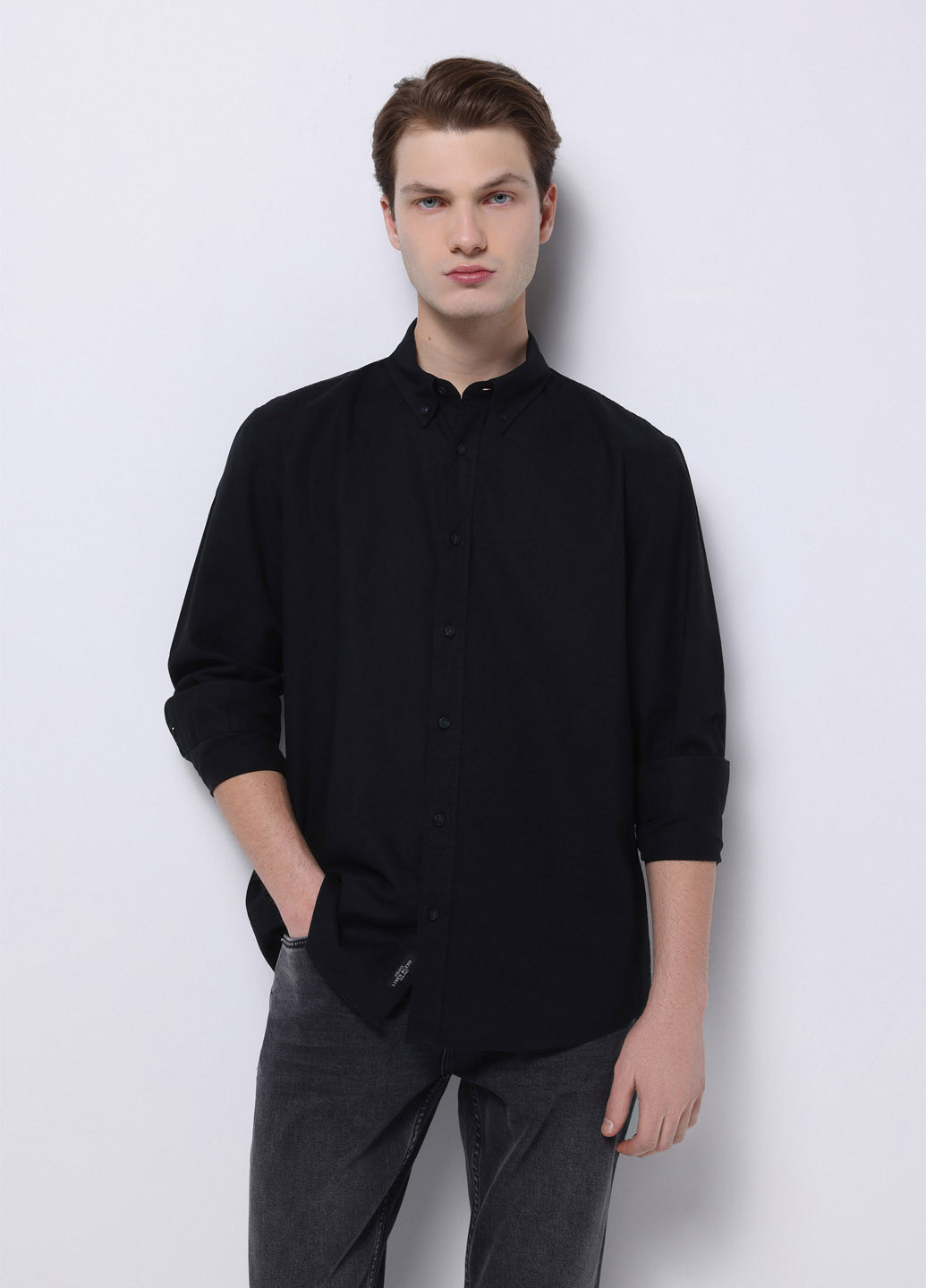 Черная кэжуал рубашка однотонная Colin's