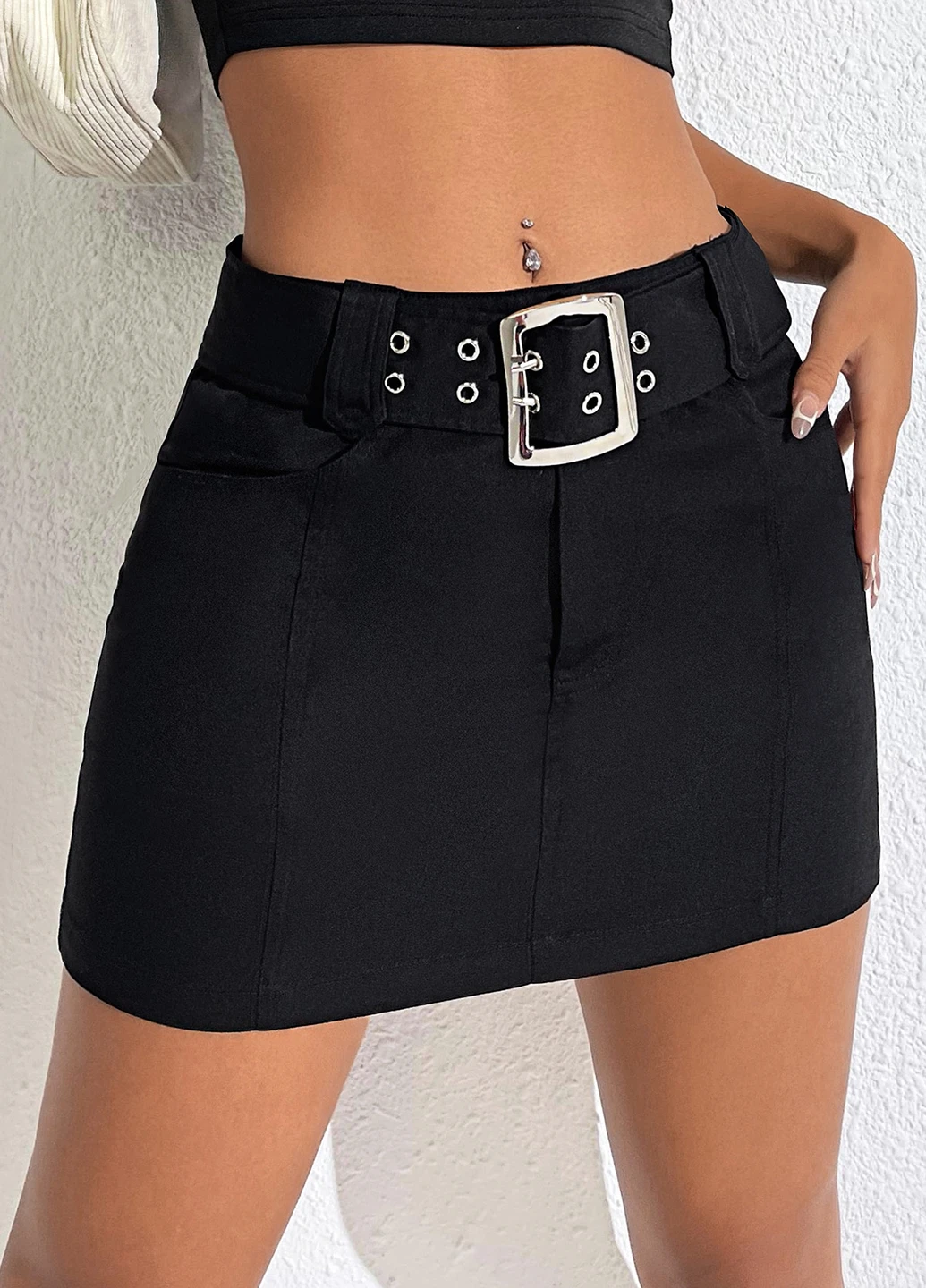Черная кэжуал однотонная юбка SHEIN