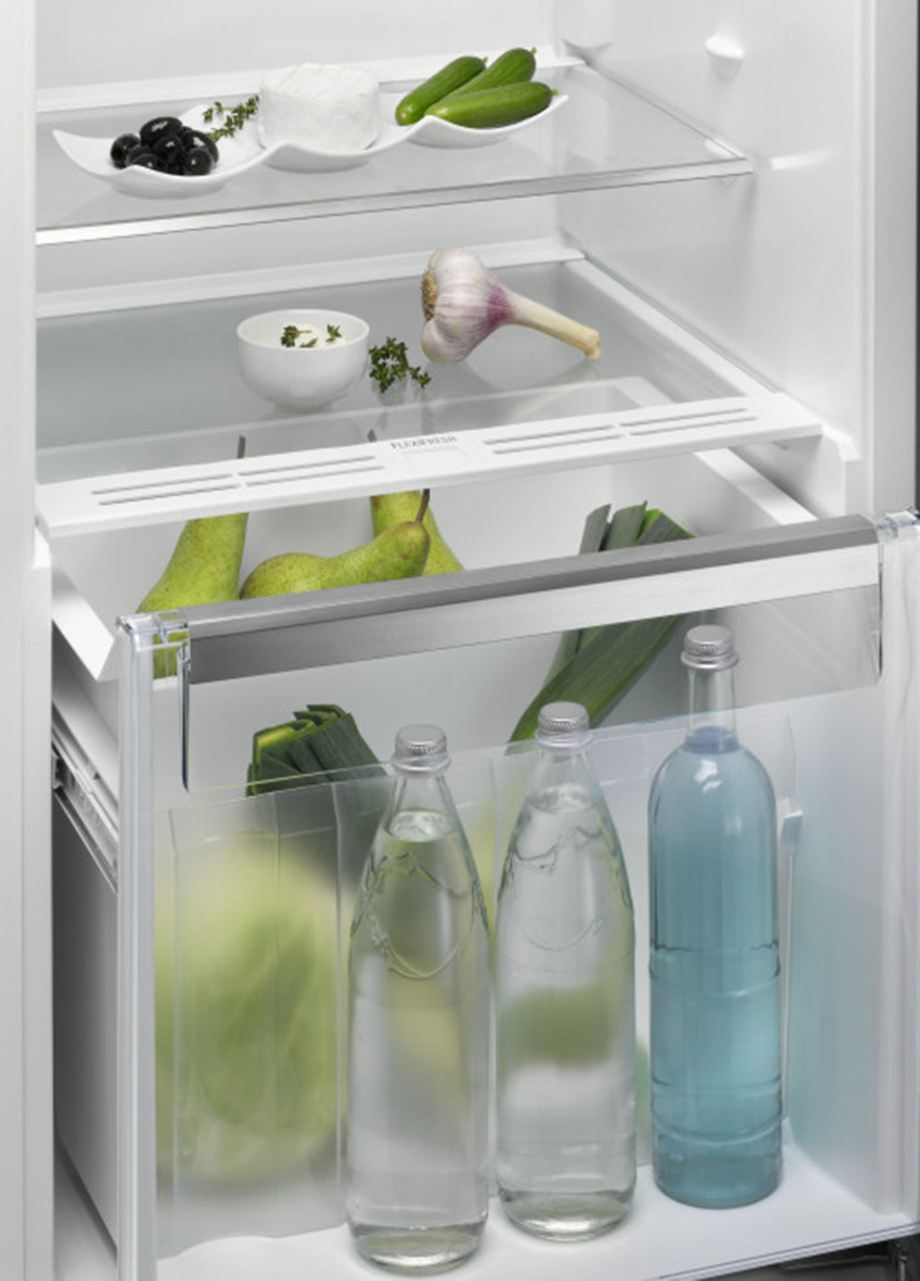 Холодильник Electrolux ern93213aw (133777615)
