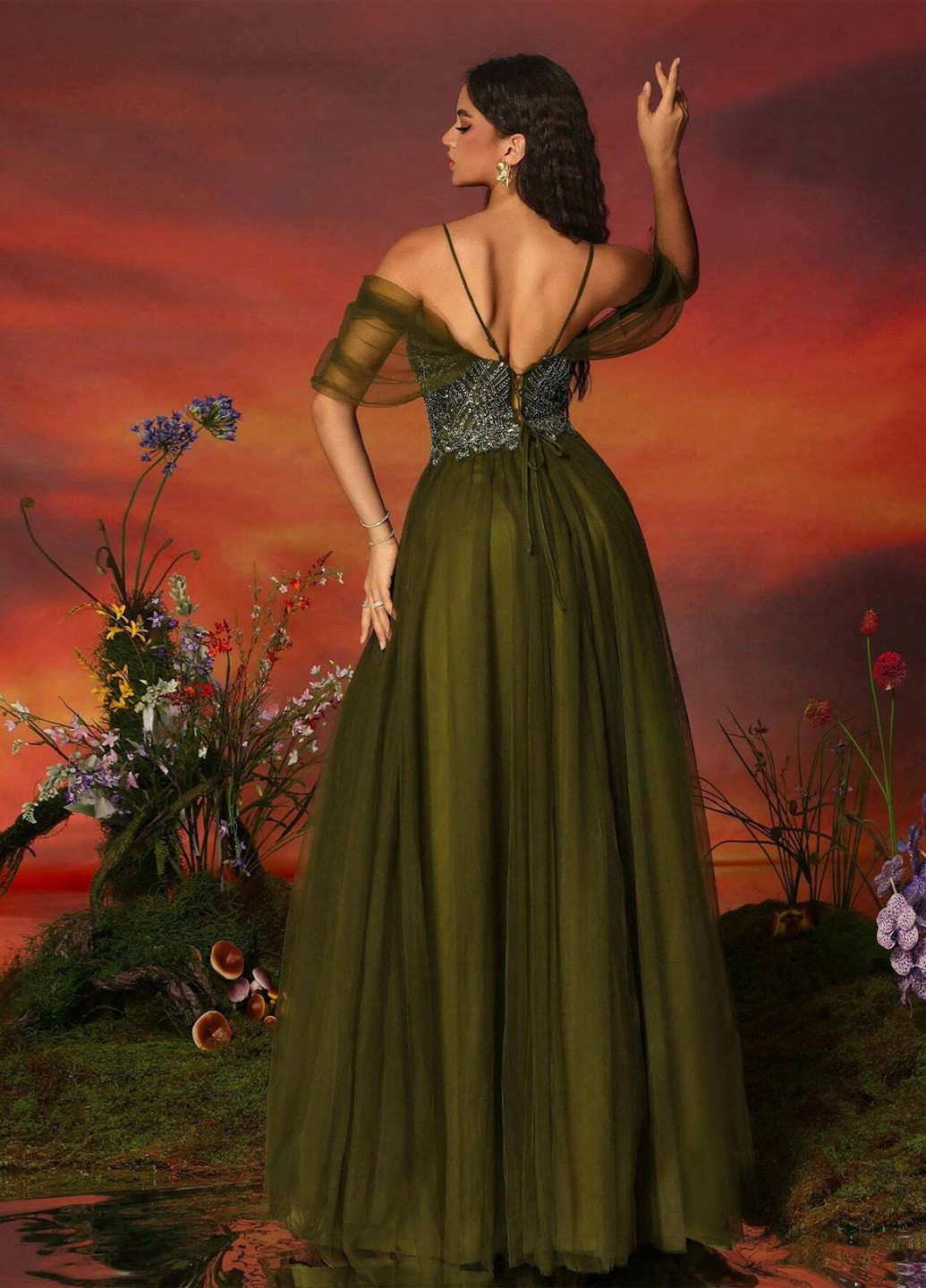 Оливкова (хакі) вечірня сукня з відкритими плечима SHEIN однотонна