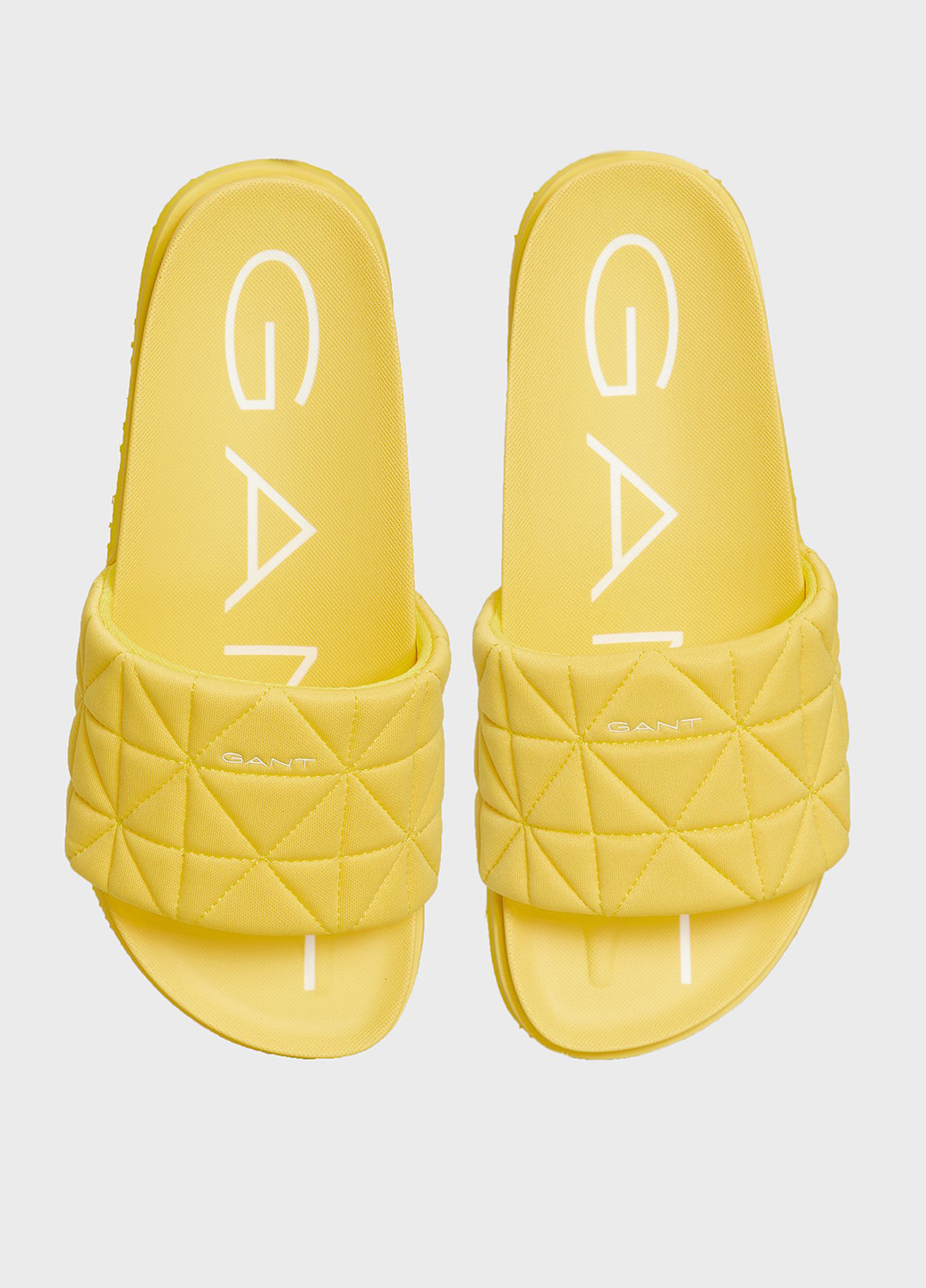 Желтые шлепанцы Gant с логотипом