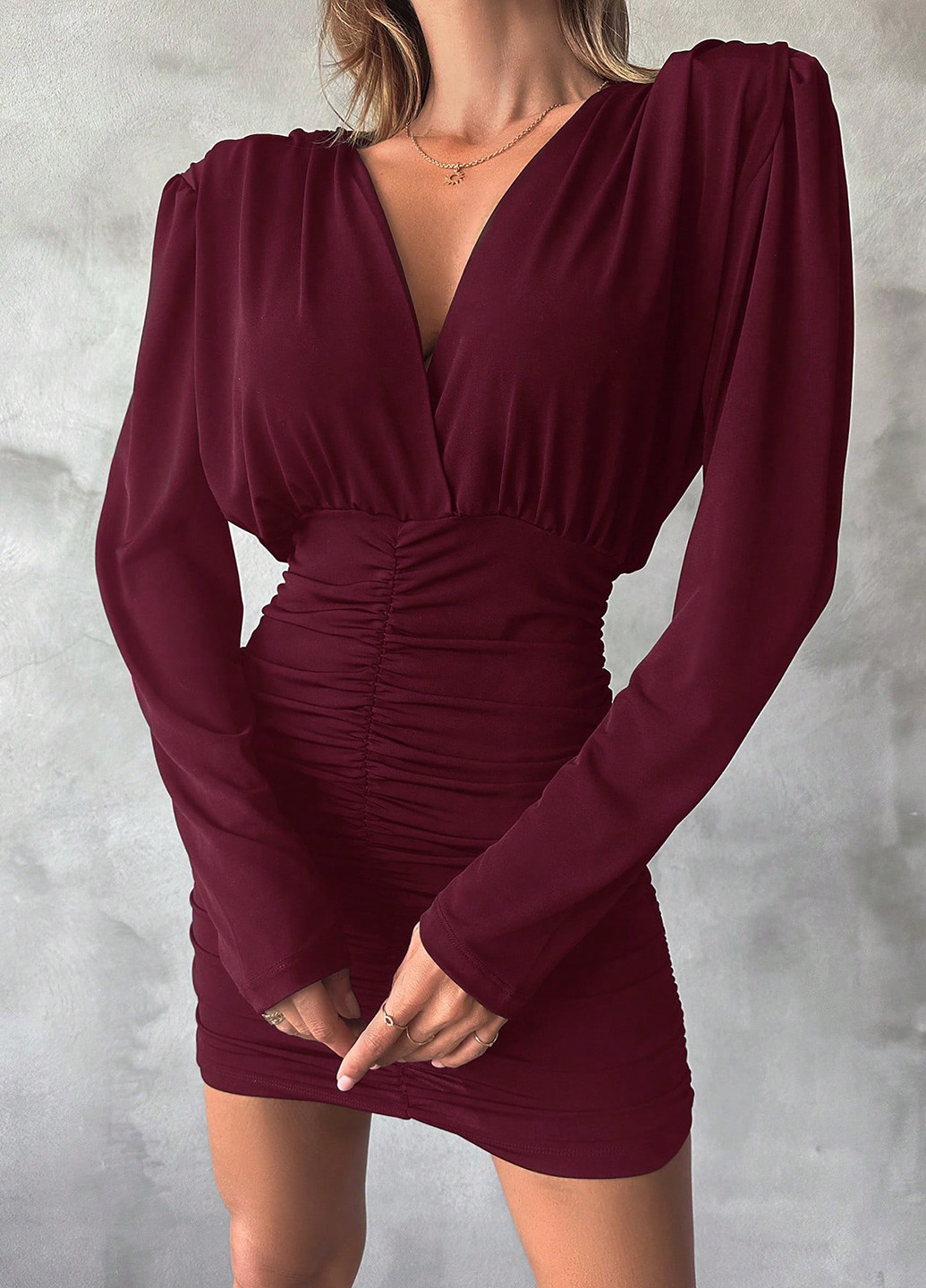 Бордовое деловое, кэжуал платье силуэтная, на запах SHEIN однотонное