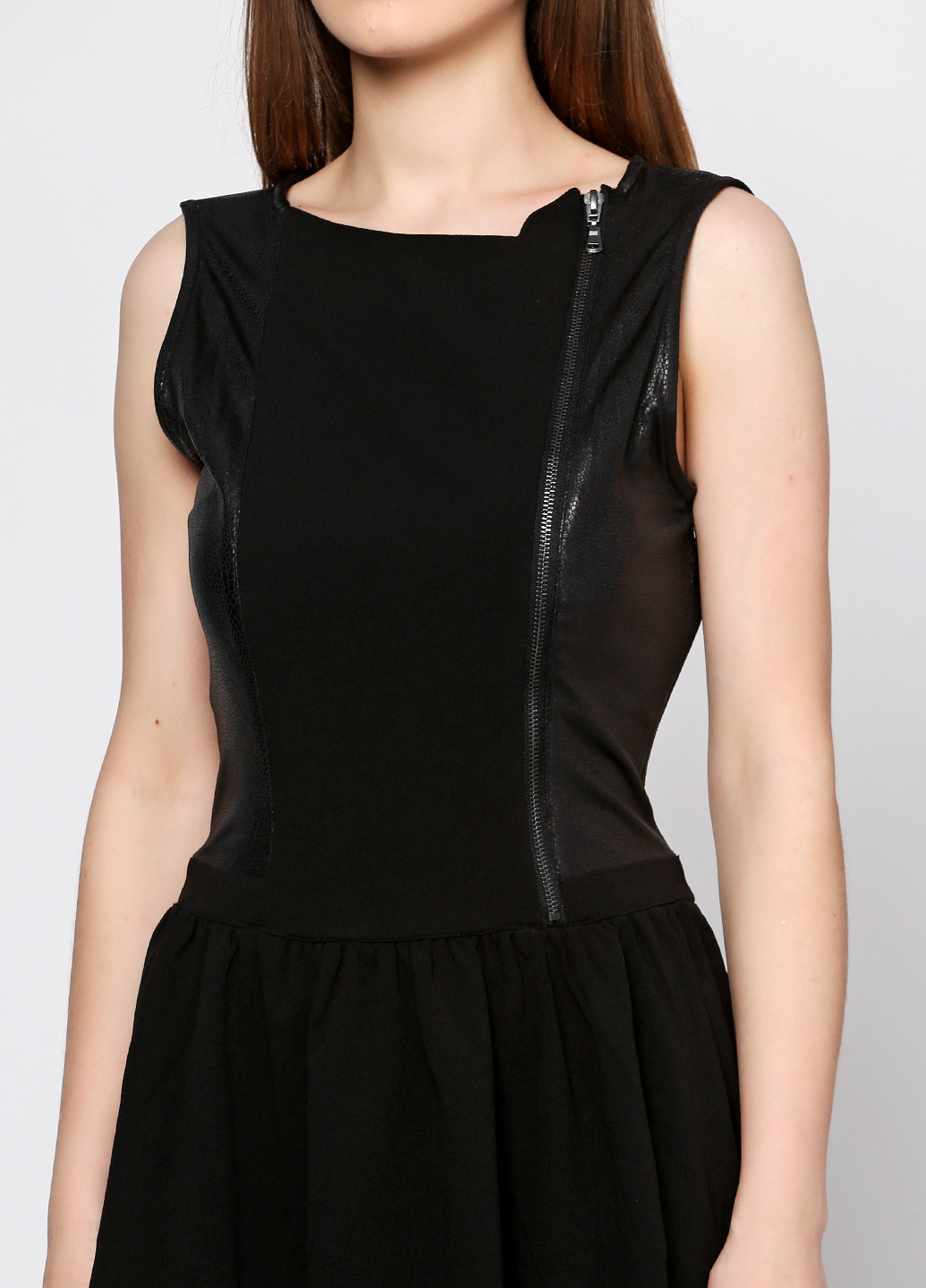 Черное кэжуал платье Silvian Heach однотонное