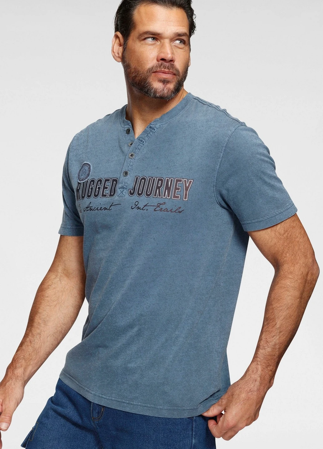 Темно-синяя футболка Man's World