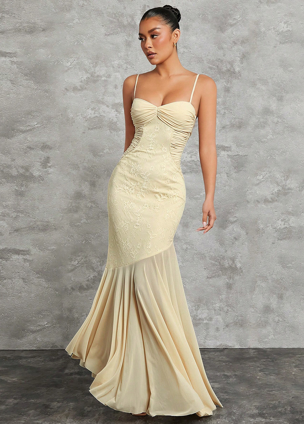 Бежевое праздничный, вечернее платье годе SHEIN однотонное